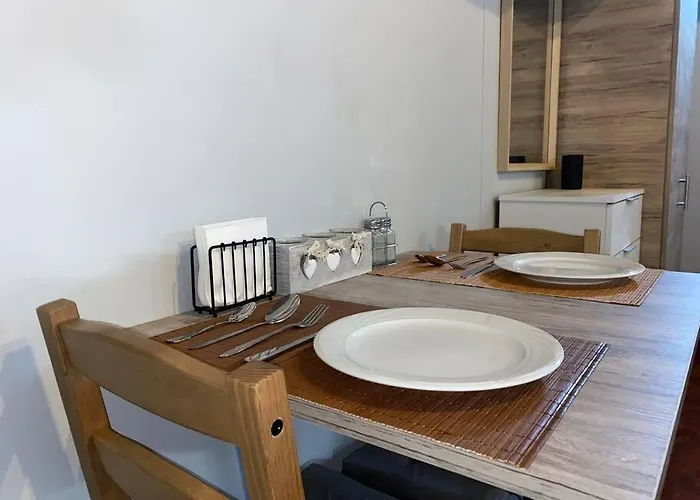 度假居 Wooden Interior In Village Krini. Krini (Corfu)